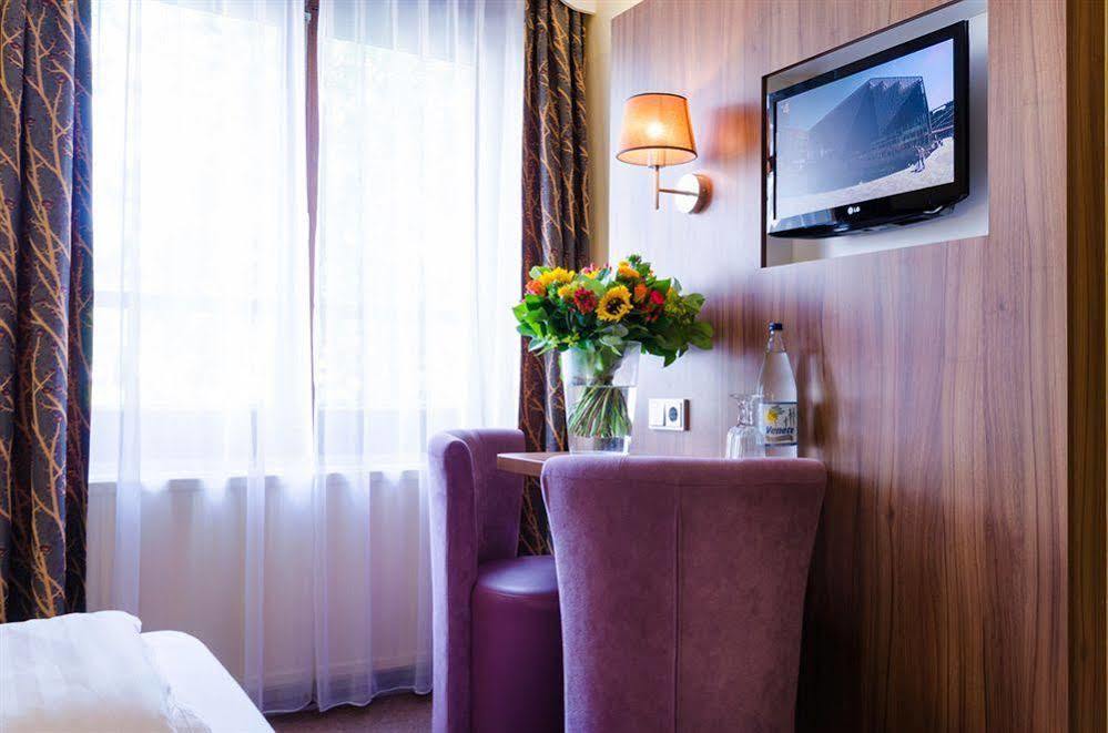 Hotel Schaepkens Van St Fijt Валкенбург Экстерьер фото